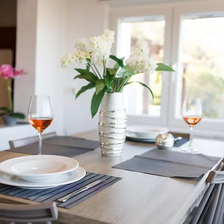 Holiday home Leonardo's Cycladic