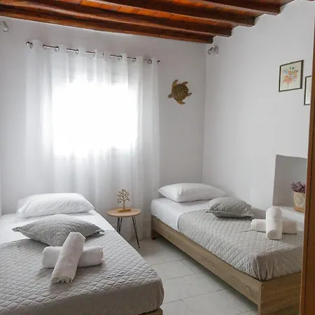 Ferienhaus Leonardo's Cycladic Foinikia (Syros)