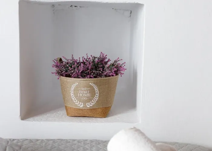 Leonardo's Cycladic Holiday home Foinikia (Syros)