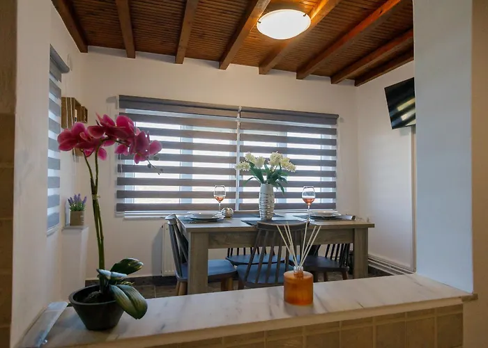 Holiday home Leonardo's Cycladic *